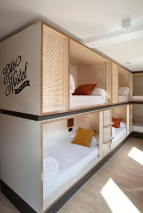 Гостиница Toc Hostel Madrid  Мадрид